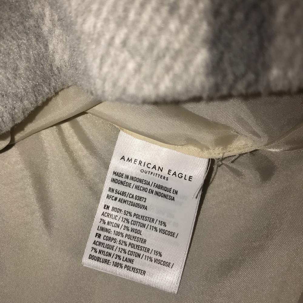 AE - Plaid Button-Up Shacket - Picture 9 of 10